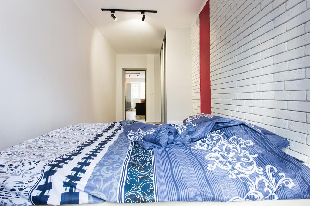 Loft Apartment Near Botanical Garden Κχαρκίβ Εξωτερικό φωτογραφία